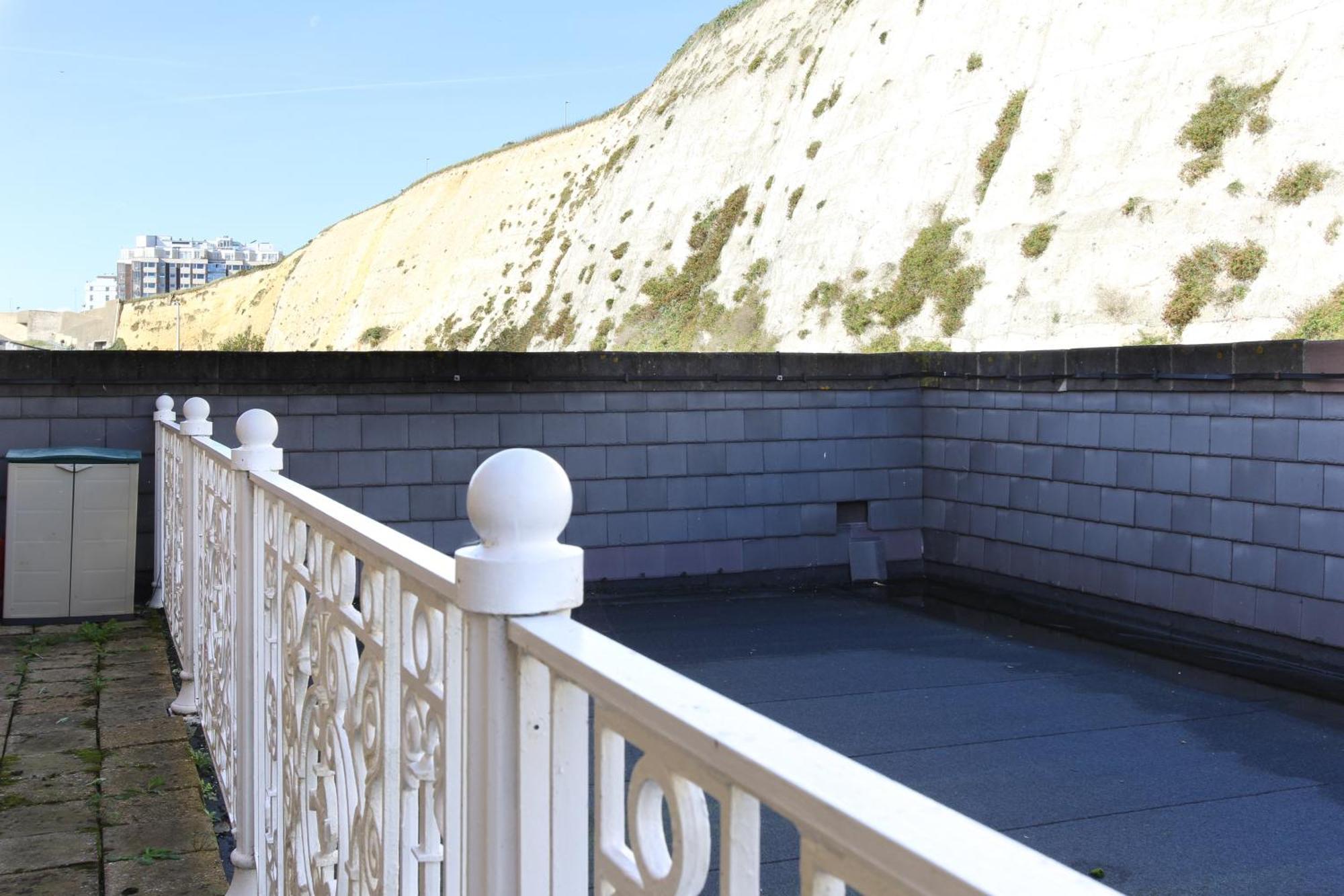 Apartment Elegant 2bd Flat In Marina - Free Parking