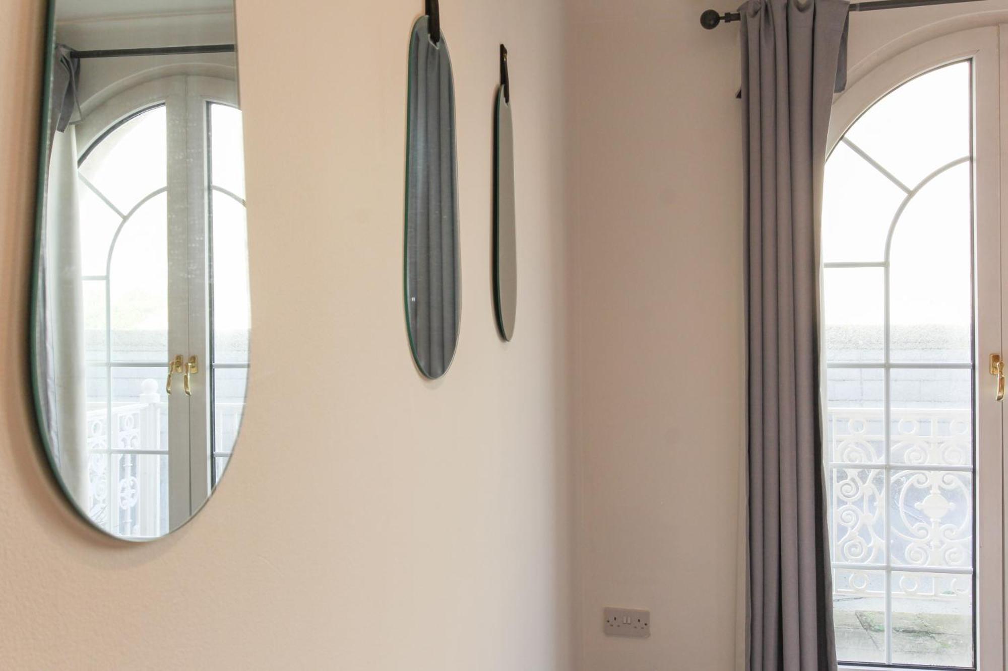 Apartment Elegant 2bd Flat In Marina - Free Parking Brighton